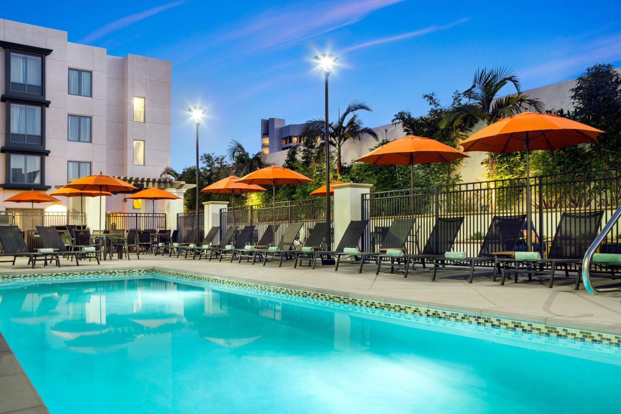 Residence Inn By Marriott Los Angeles Pasadena/Old Town Екстериор снимка