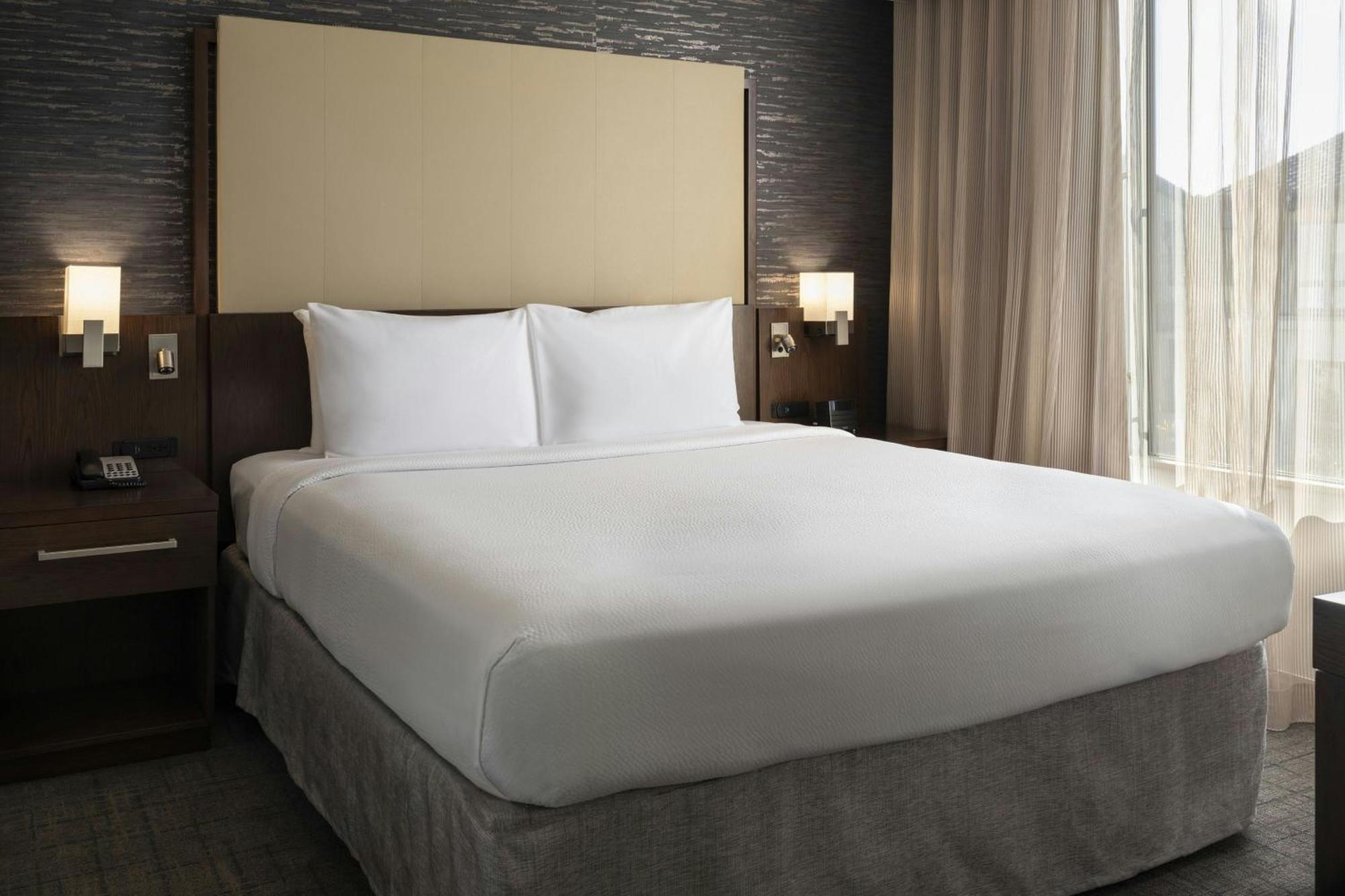 Residence Inn By Marriott Los Angeles Pasadena/Old Town Екстериор снимка